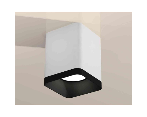 Комплект накладного светильника Ambrella light Techno Spot XS7812002 SWH/SBK белый песок/черный песок (C7812, N7702)