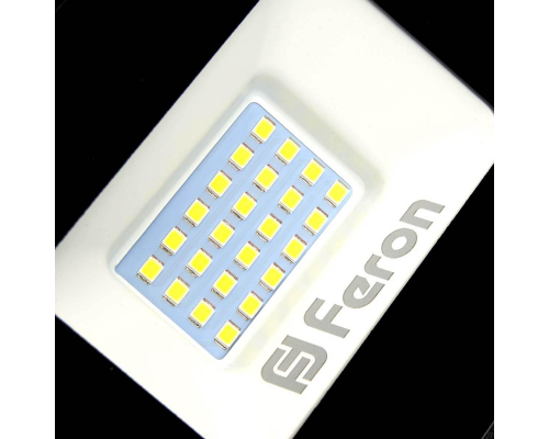 Светодиодный прожектор Feron с датчиком LL907 29557