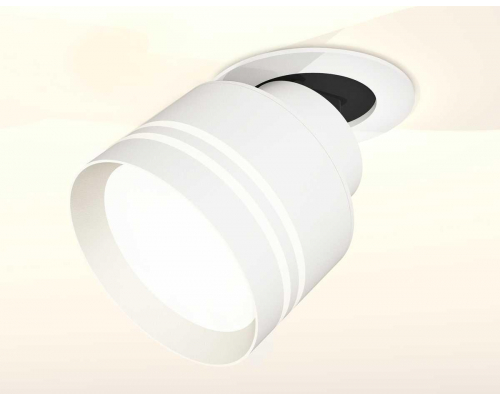 Комплект спота Ambrella light Techno Spot XM (A2241, A2105, C8101, N8477) XM8101526