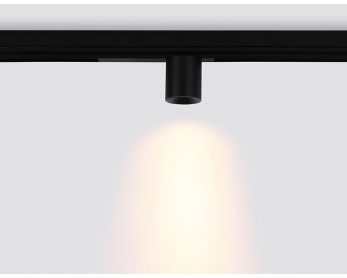 Трековый светодиодный светильник Ambrella Light Track System Magnetic 220V GL1242
