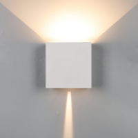 Уличный настенный светодиодный светильник Mantra Davos 8610